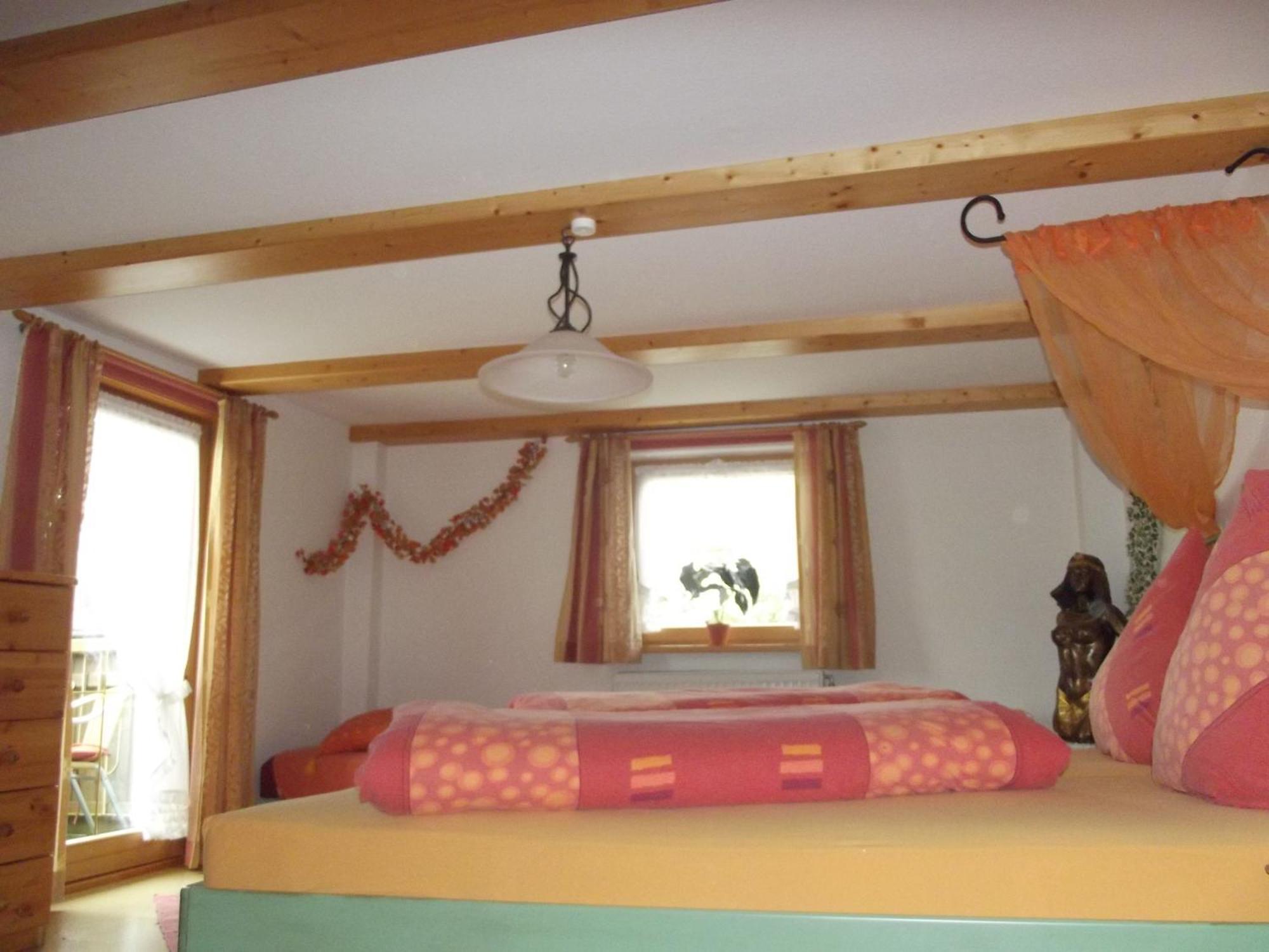 Gemuetliche Ferienwohnung In Urigem Bauernhaus Pfronten Exterior foto